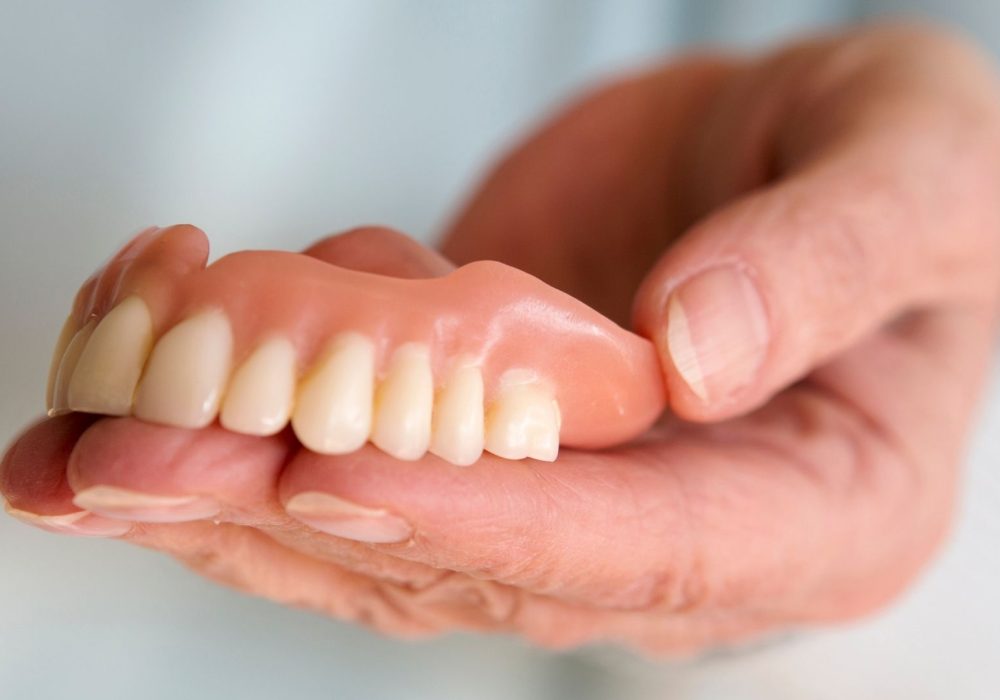 acrylic-dentures-in-chandigarh